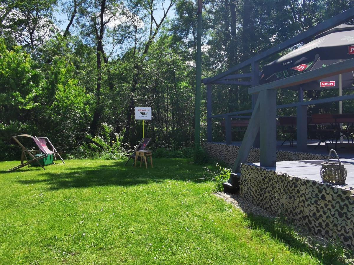 Apartamento Osrodek Volfcamp Kwaszenina Arłamów Exterior foto