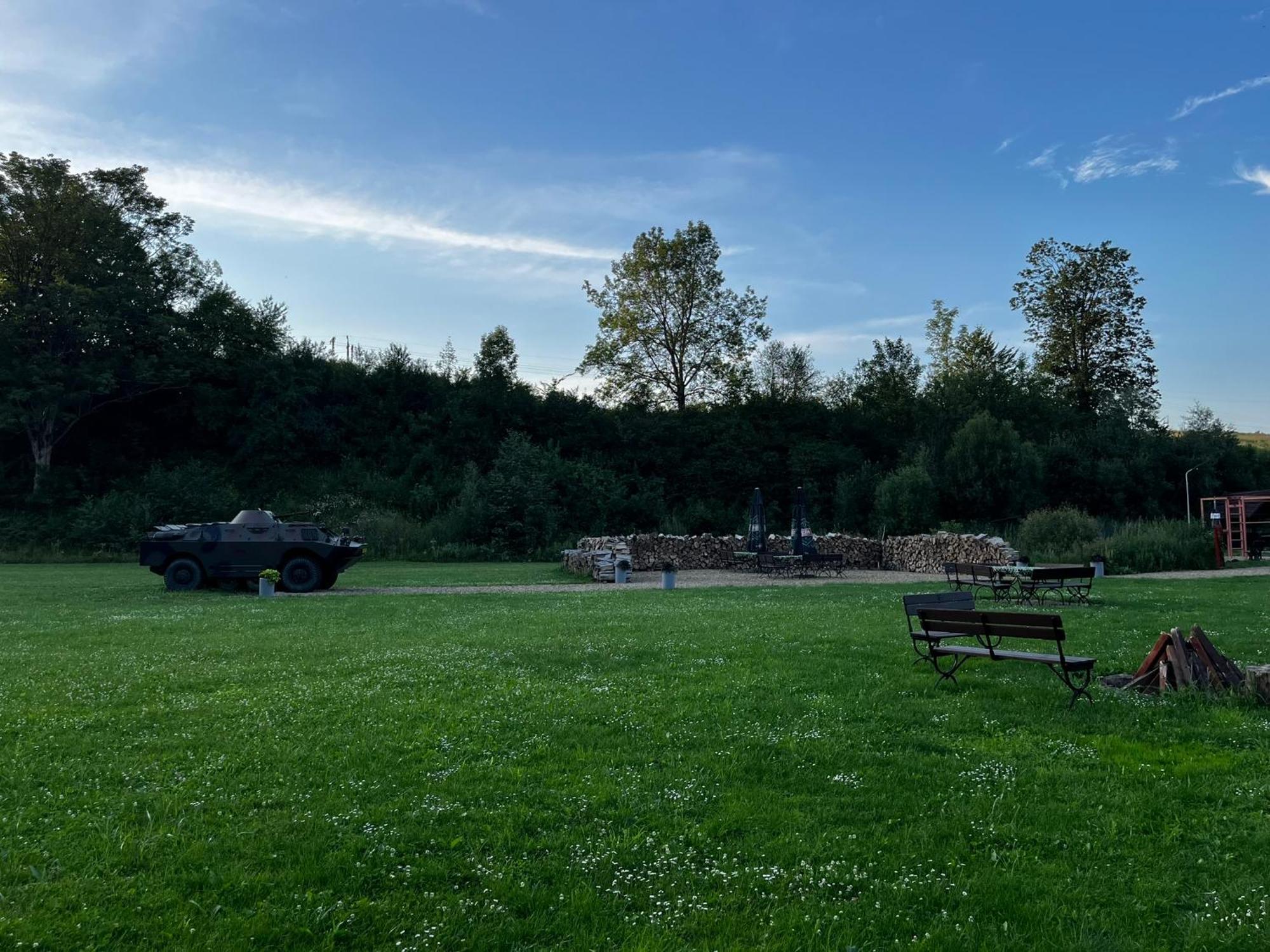 Apartamento Osrodek Volfcamp Kwaszenina Arłamów Exterior foto