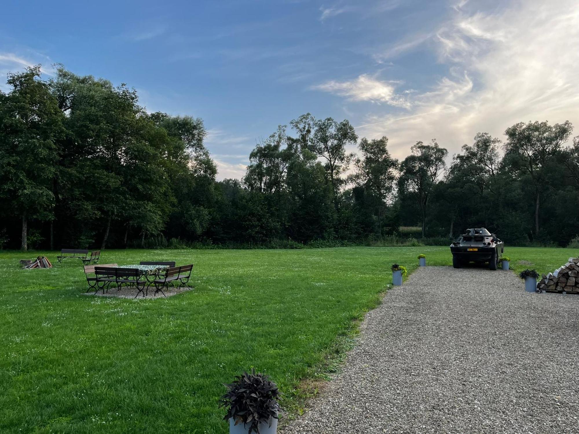 Apartamento Osrodek Volfcamp Kwaszenina Arłamów Exterior foto
