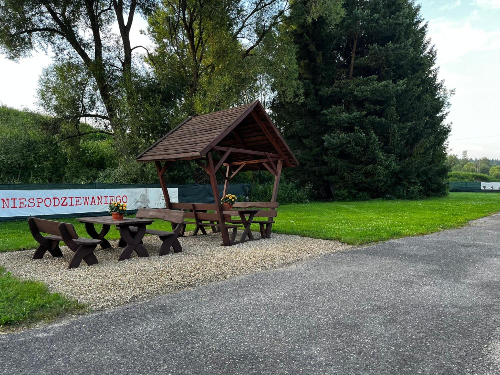 Apartamento Osrodek Volfcamp Kwaszenina Arłamów Exterior foto